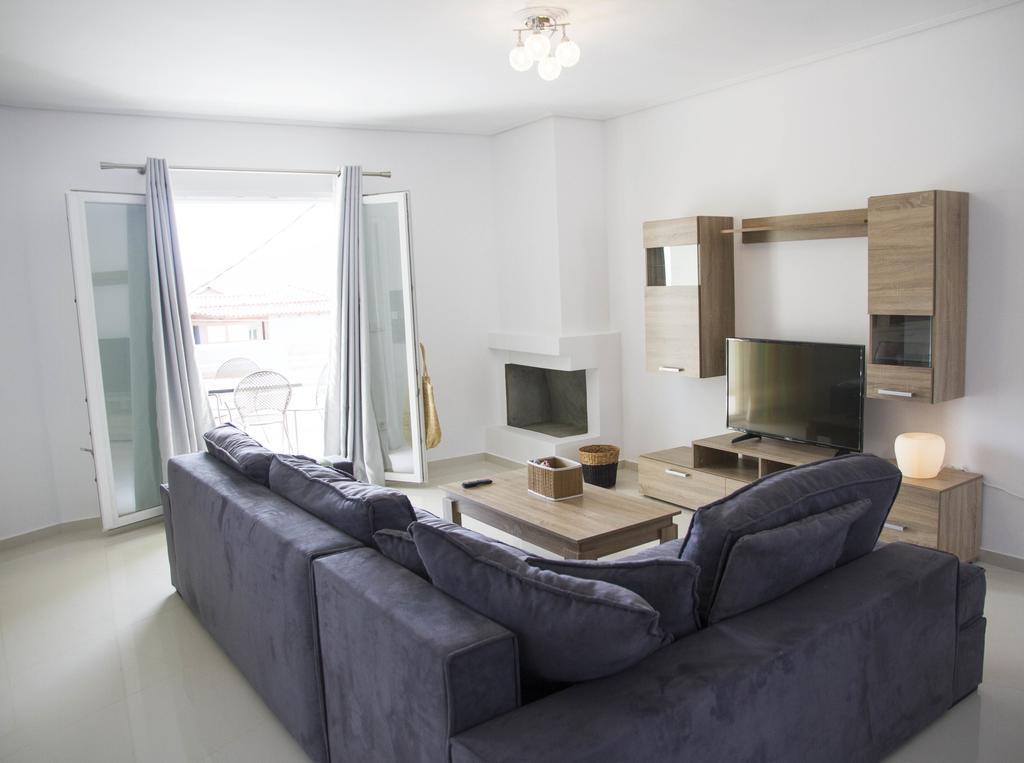 Apartament Iridanos *